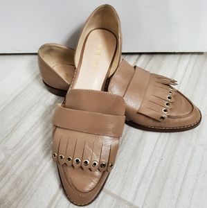 Nine West taupe flats
